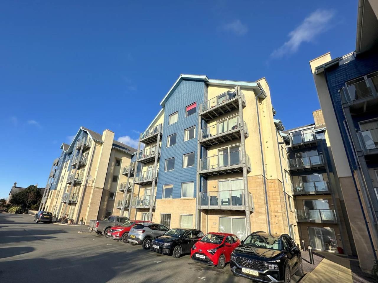 Parc Y Bryn Serviced Apartments Αμπερίστγουιθ Εξωτερικό φωτογραφία