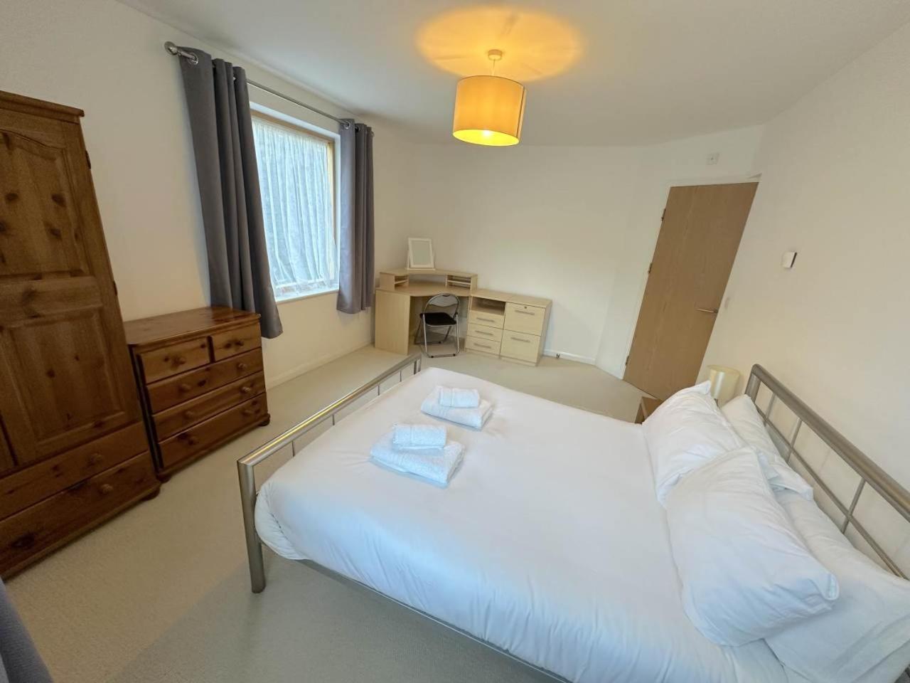 Parc Y Bryn Serviced Apartments Αμπερίστγουιθ Εξωτερικό φωτογραφία
