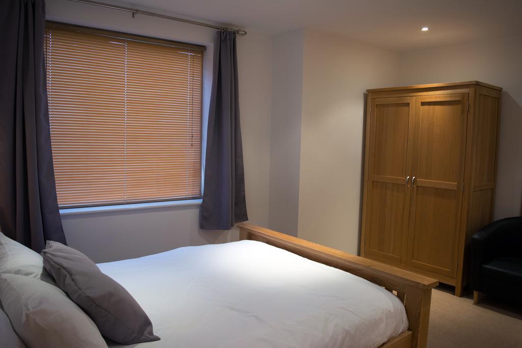 Parc Y Bryn Serviced Apartments Αμπερίστγουιθ Εξωτερικό φωτογραφία
