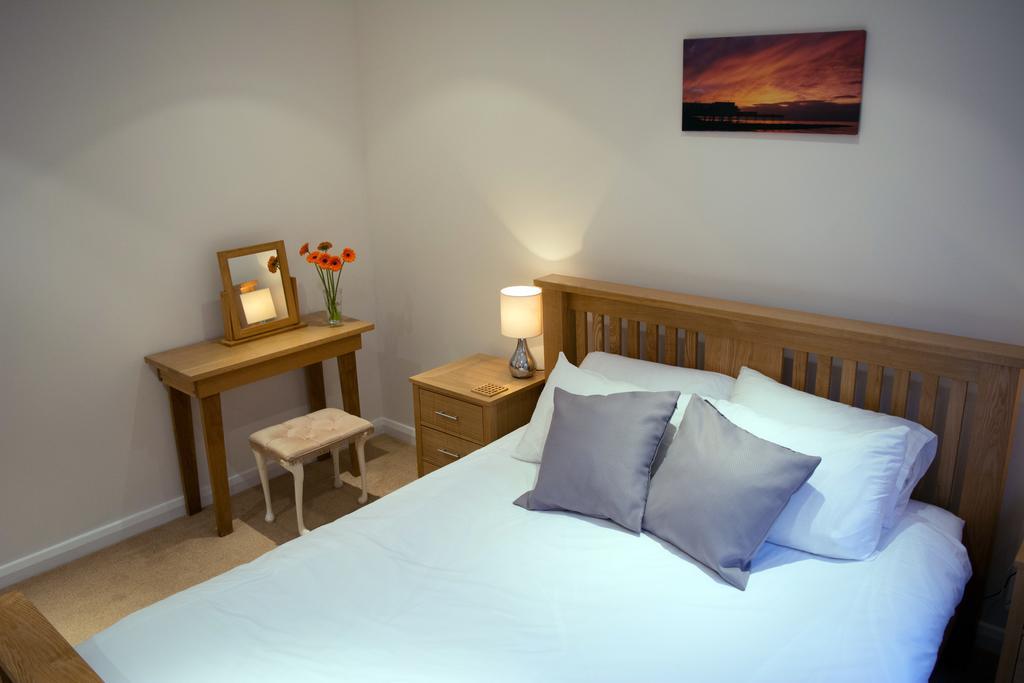 Parc Y Bryn Serviced Apartments Αμπερίστγουιθ Εξωτερικό φωτογραφία