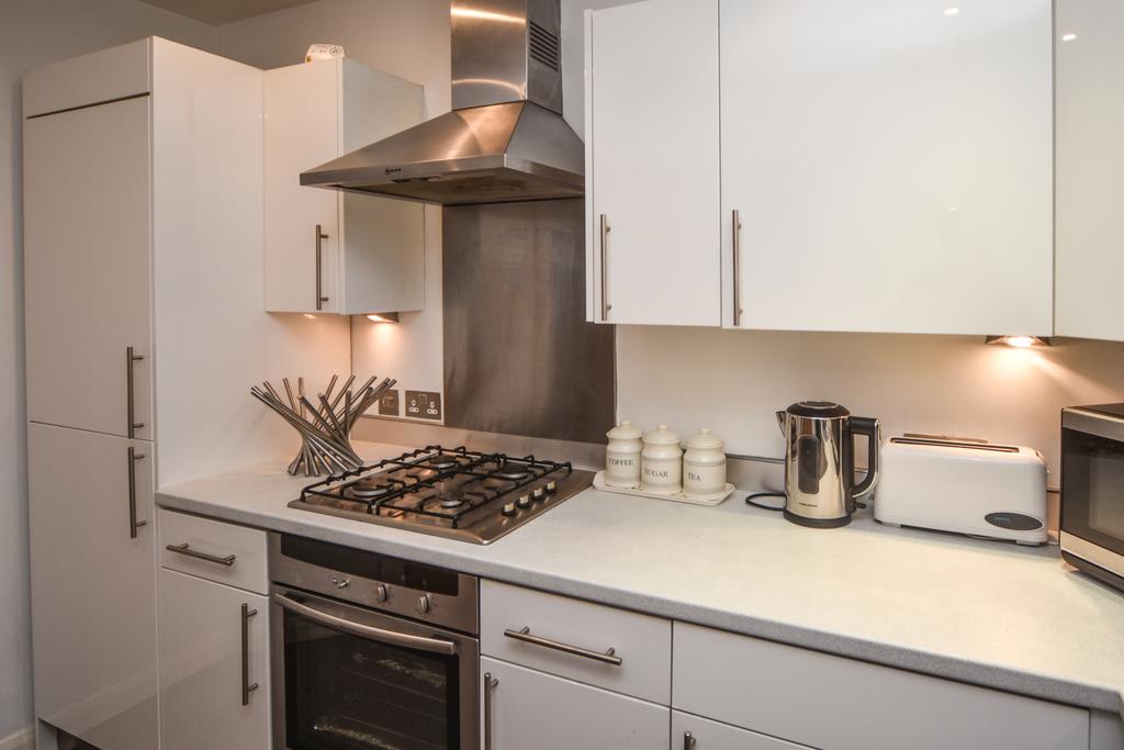 Parc Y Bryn Serviced Apartments Αμπερίστγουιθ Εξωτερικό φωτογραφία