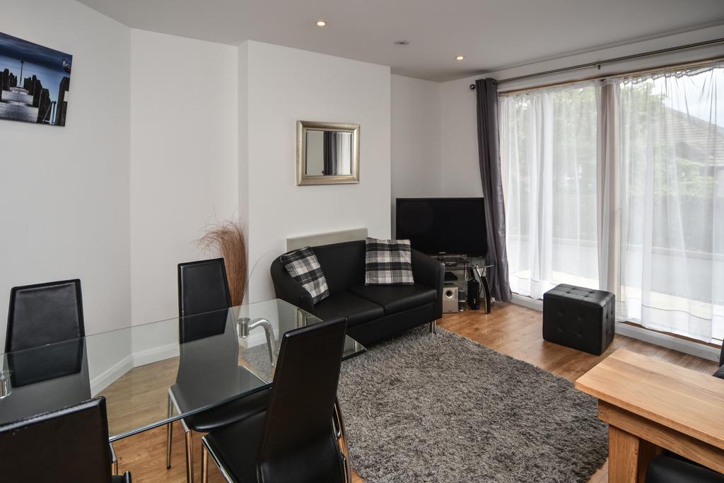 Parc Y Bryn Serviced Apartments Αμπερίστγουιθ Εξωτερικό φωτογραφία